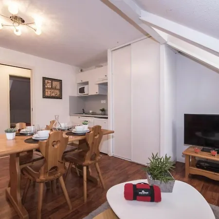 Vignec, 2 Pieces, 6 Personnes - Fr-1-296-161 Apartment Vignec